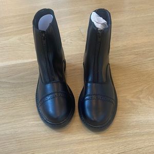 Brand new Tuff rider girls size 4 black starter zip paddock boots / equestrian